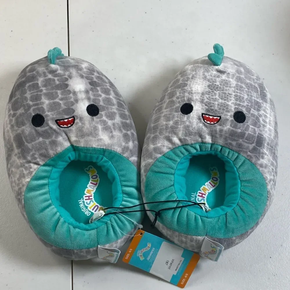 Squishmallows adorable gray